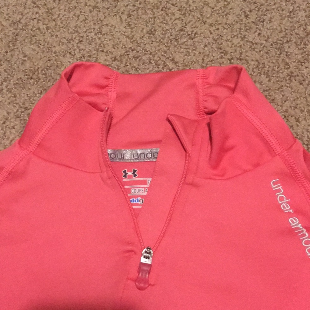 Perfect! Under Armour Fitted Top - image 4